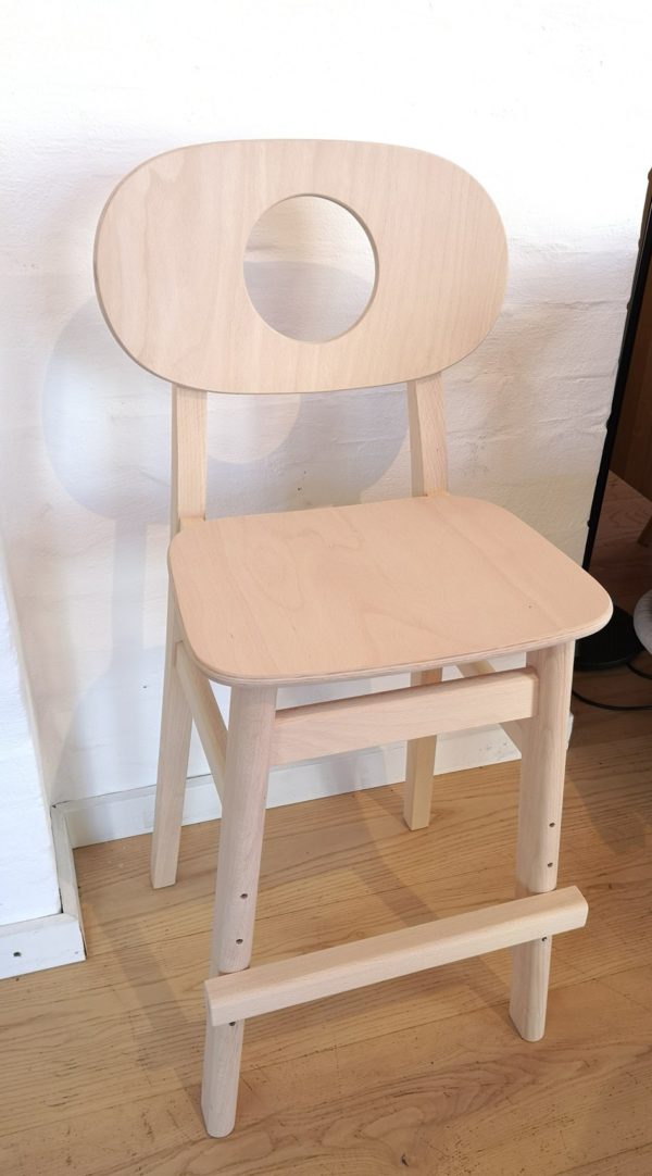 Hukit stol inkl. fodstøtte, højde 53 cm - Tilbud