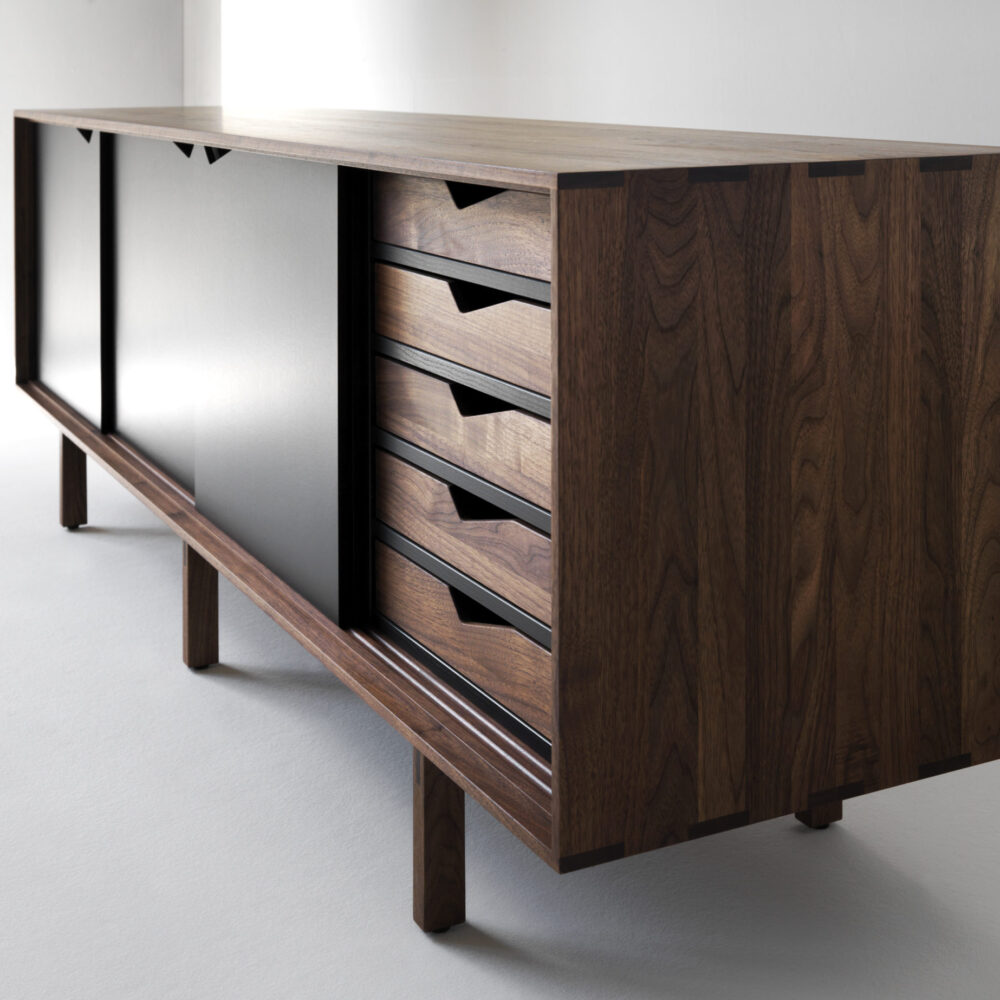 ByKATO - S1 sideboard - Valnød