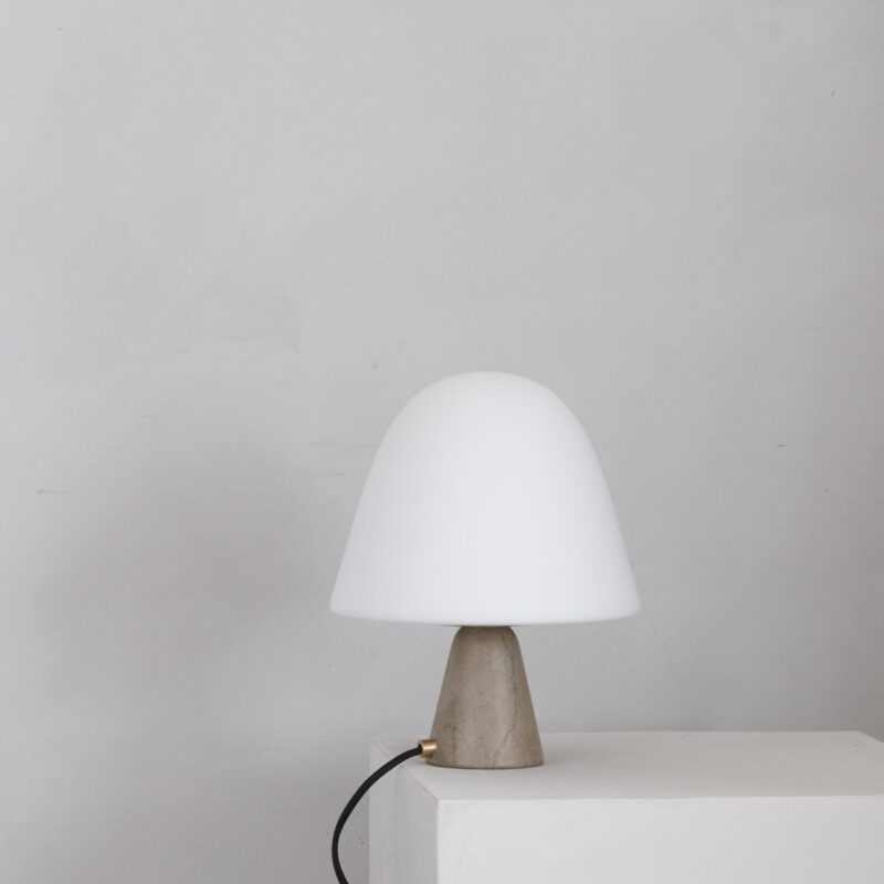 Meadow bordlampe fra Fredericia Furniture